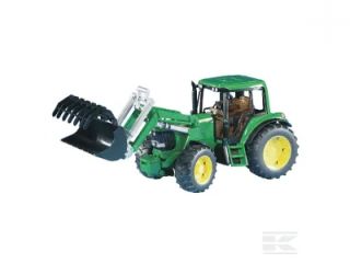 TRAKTOR JOHN DEERE 6920 S UTOVARIVAČEM BRUDER IGRAČKA (U02052) Cijena